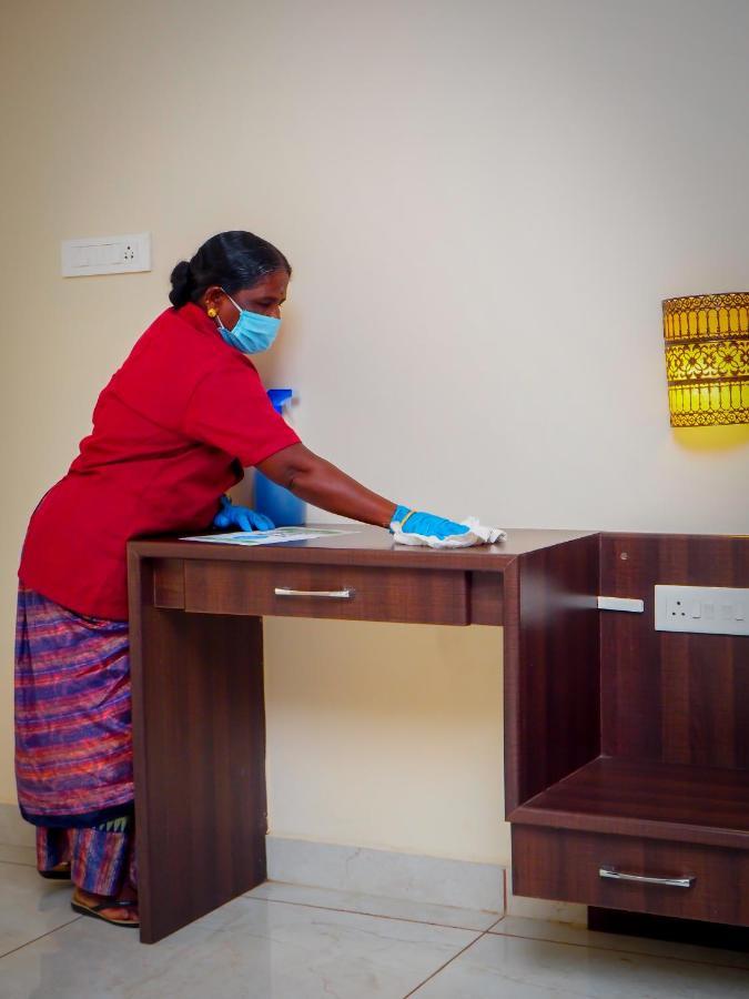 Hotel White Pearl Residency Puducherry Zewnętrze zdjęcie