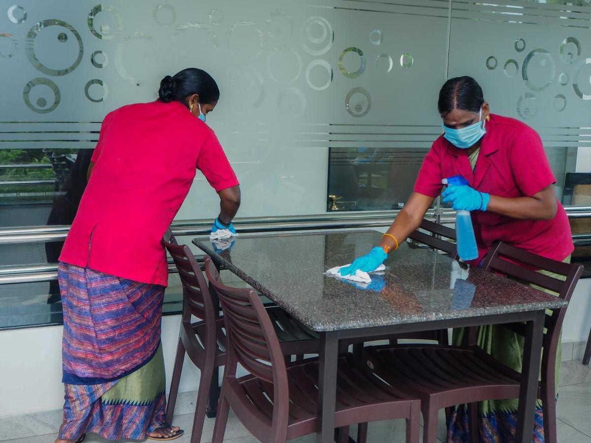 Hotel White Pearl Residency Puducherry Zewnętrze zdjęcie