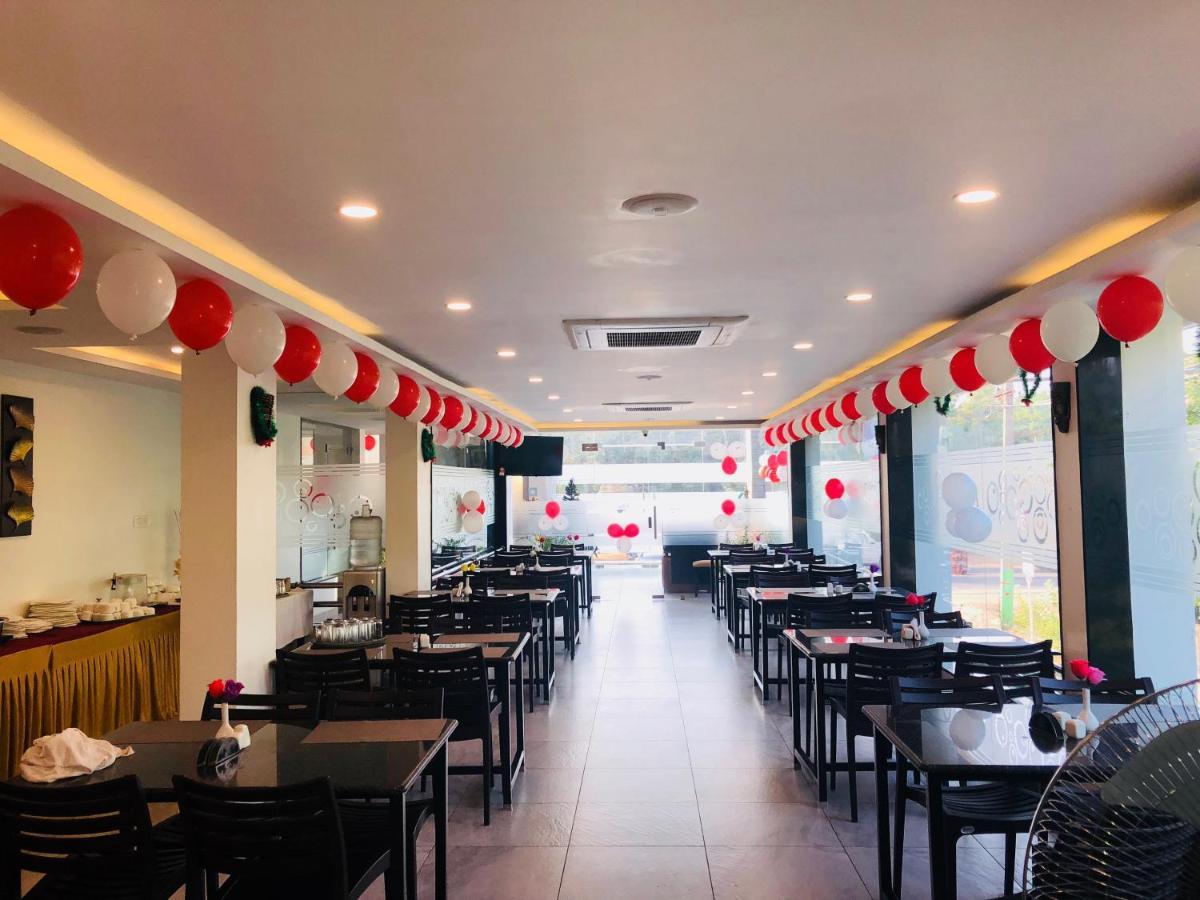 Hotel White Pearl Residency Puducherry Zewnętrze zdjęcie