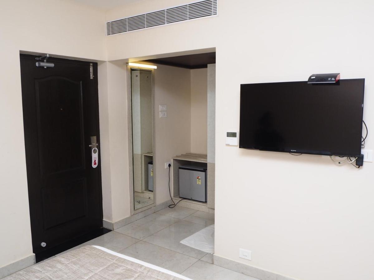 Hotel White Pearl Residency Puducherry Zewnętrze zdjęcie