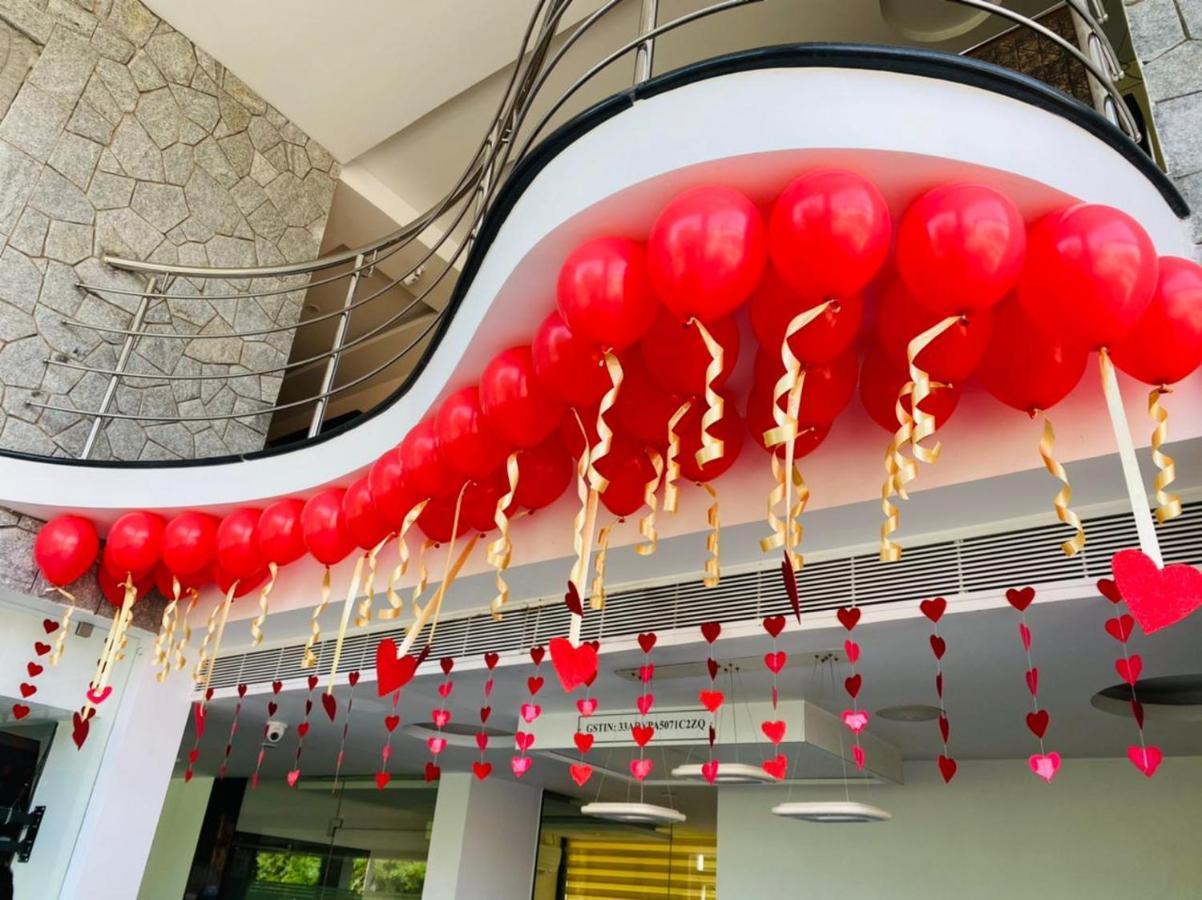 Hotel White Pearl Residency Puducherry Zewnętrze zdjęcie