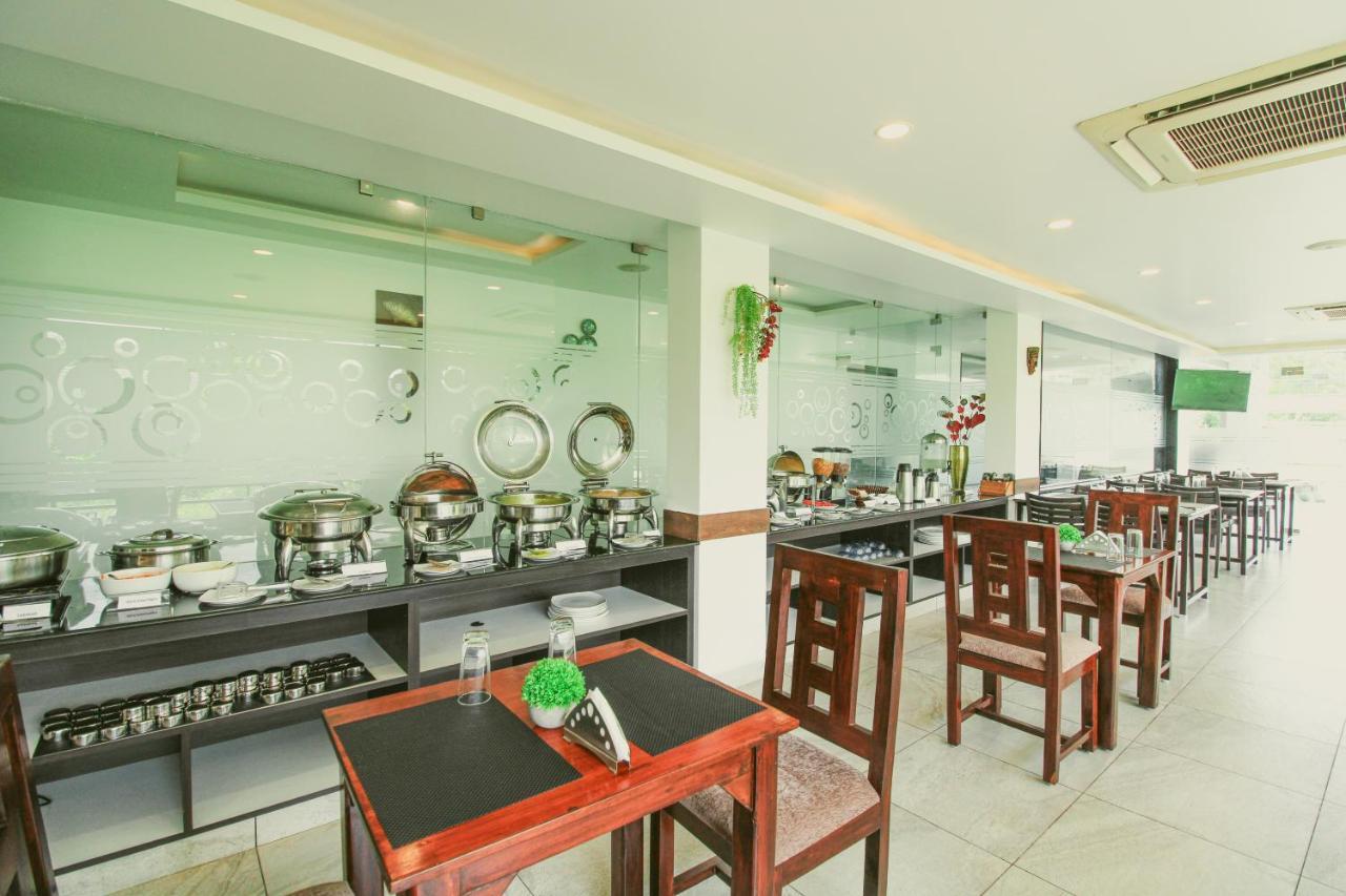 Hotel White Pearl Residency Puducherry Zewnętrze zdjęcie