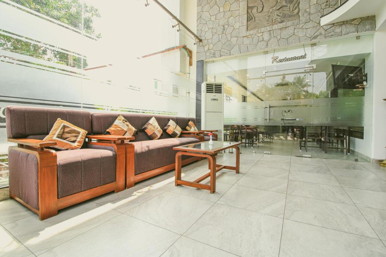 Hotel White Pearl Residency Puducherry Zewnętrze zdjęcie