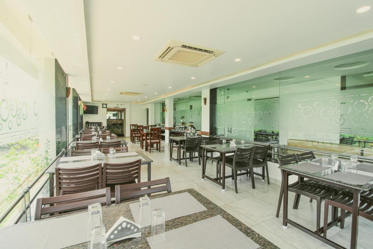 Hotel White Pearl Residency Puducherry Zewnętrze zdjęcie