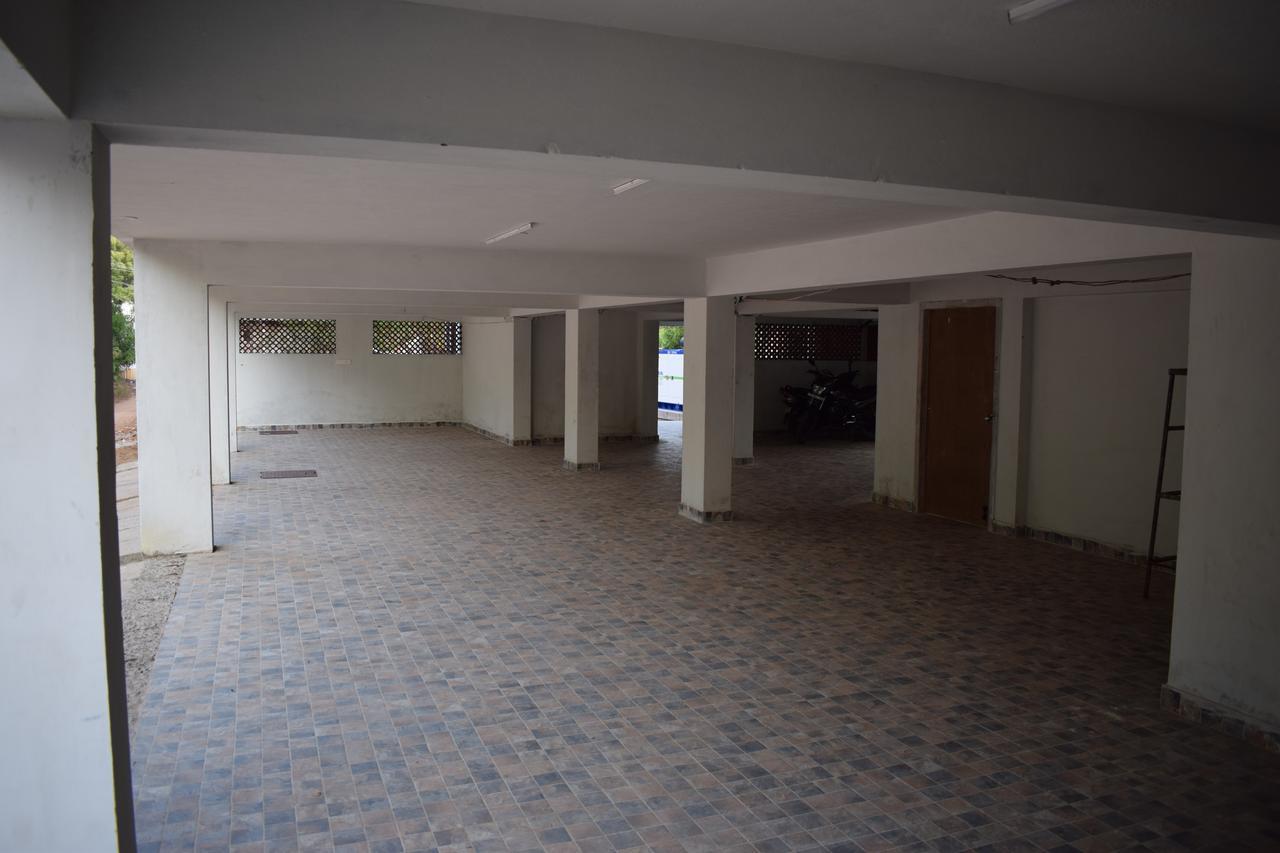 Hotel White Pearl Residency Puducherry Zewnętrze zdjęcie