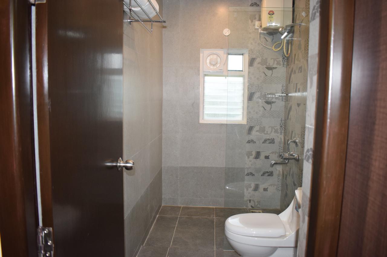 Hotel White Pearl Residency Puducherry Zewnętrze zdjęcie