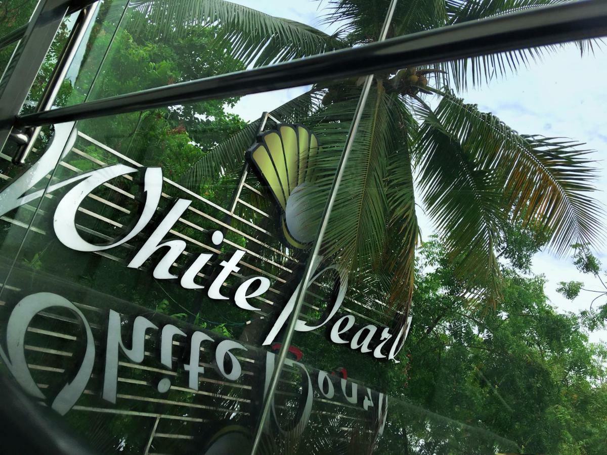 Hotel White Pearl Residency Puducherry Zewnętrze zdjęcie